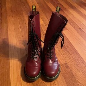 Dr Marten 14 eye boots